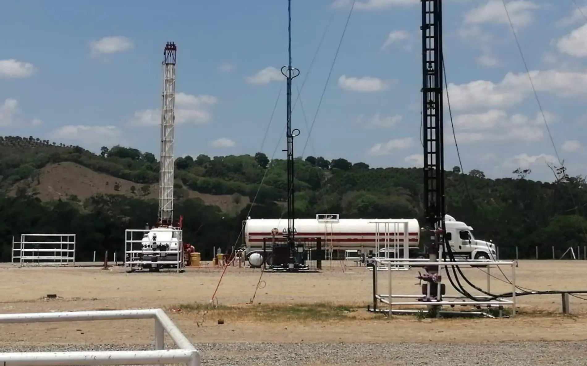 Reactivarán Cuenca de Burgos tras anuncio de 20 perforaciones petroleras 